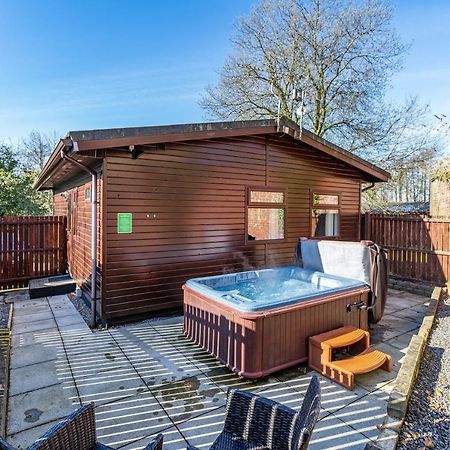 Bluebell Lodge 7 With Hot Tub Newton Stewart Ngoại thất bức ảnh