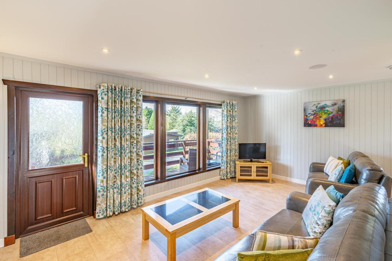 Bluebell Lodge 7 With Hot Tub Newton Stewart Ngoại thất bức ảnh